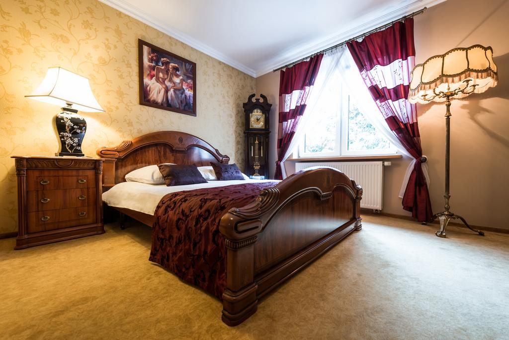 Hotel Palac Akropol Lublin Habitación foto